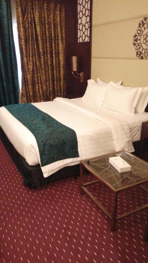 Rawdat Al Safwa Hotel 麦地那 外观 照片