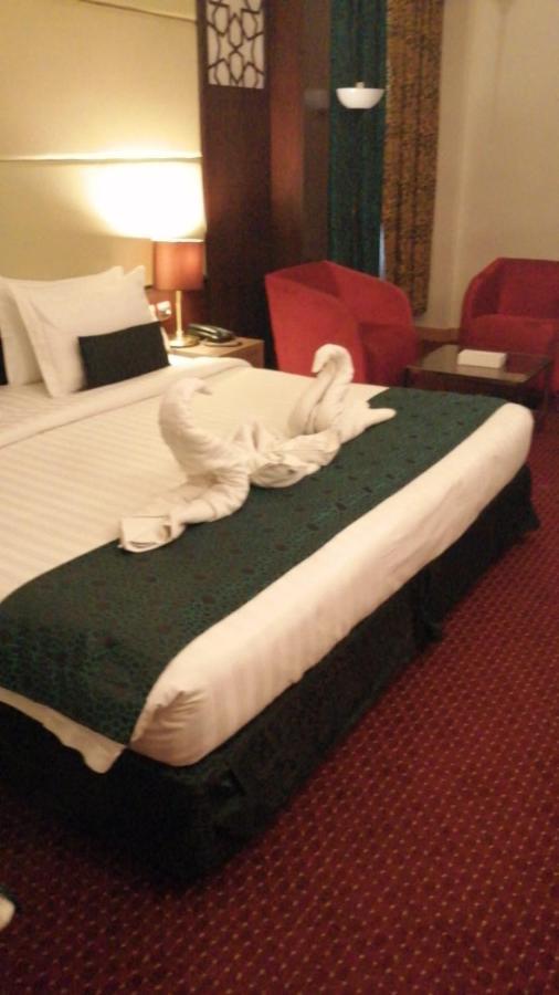 Rawdat Al Safwa Hotel 麦地那 外观 照片