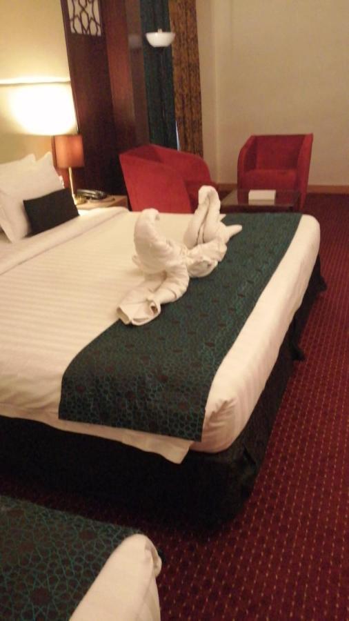 Rawdat Al Safwa Hotel 麦地那 外观 照片